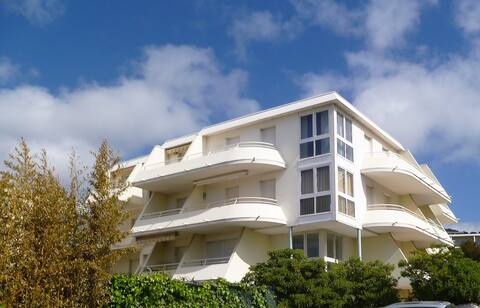 T2 Situé sur la Corniche à 5 minutes des plages