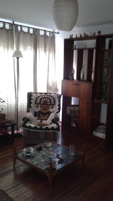 Sala de estar disponible en caso de que el huésped lo solicite