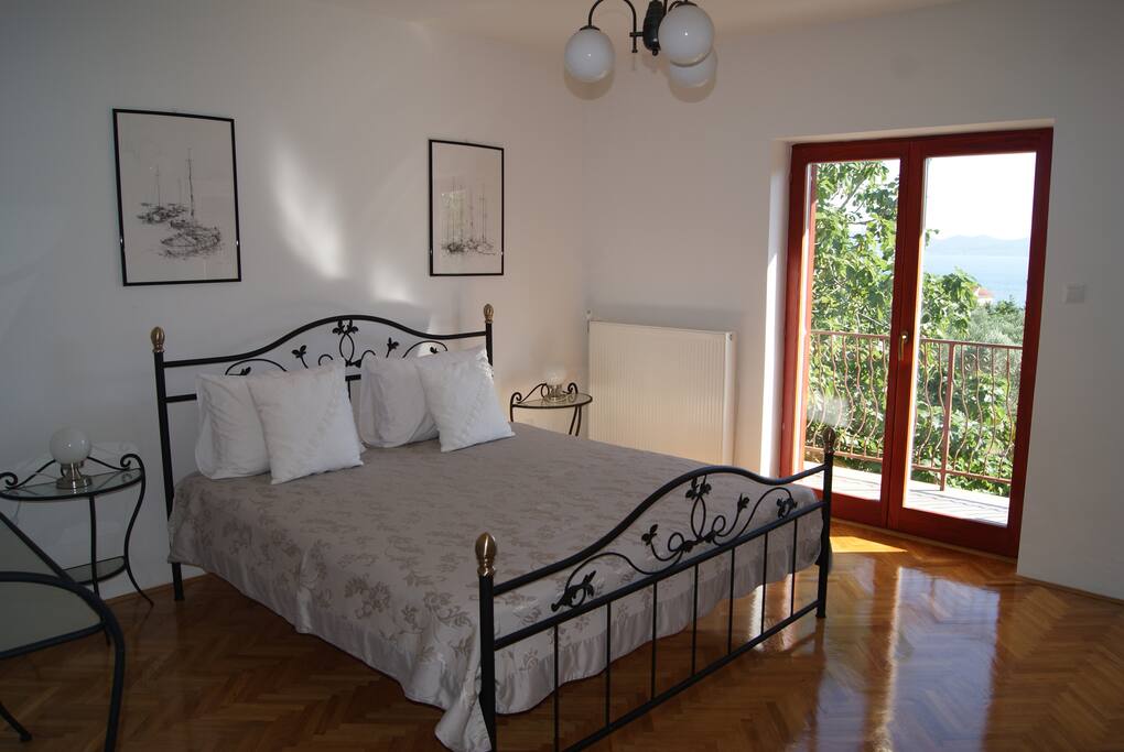 Double Room provide a space of 19 m², offering a comfortable stay for one or two guests with balcony