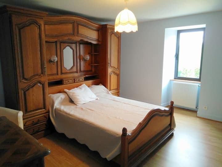 غرفة النوم 2