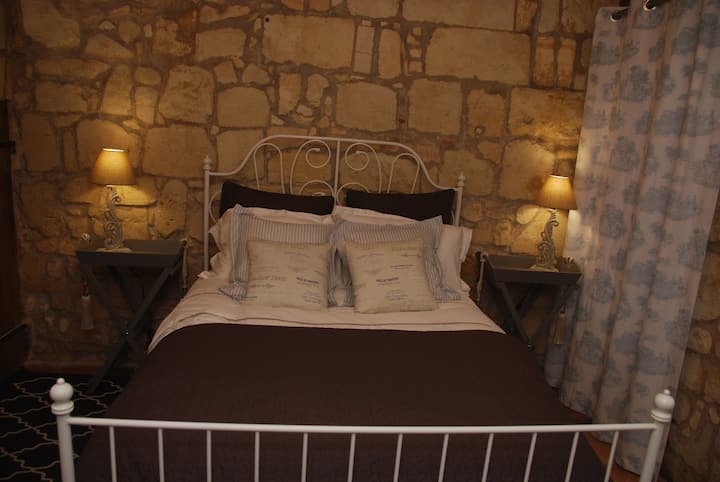 غرفة النوم السابعة ، في مبنى بيجونير المستقل