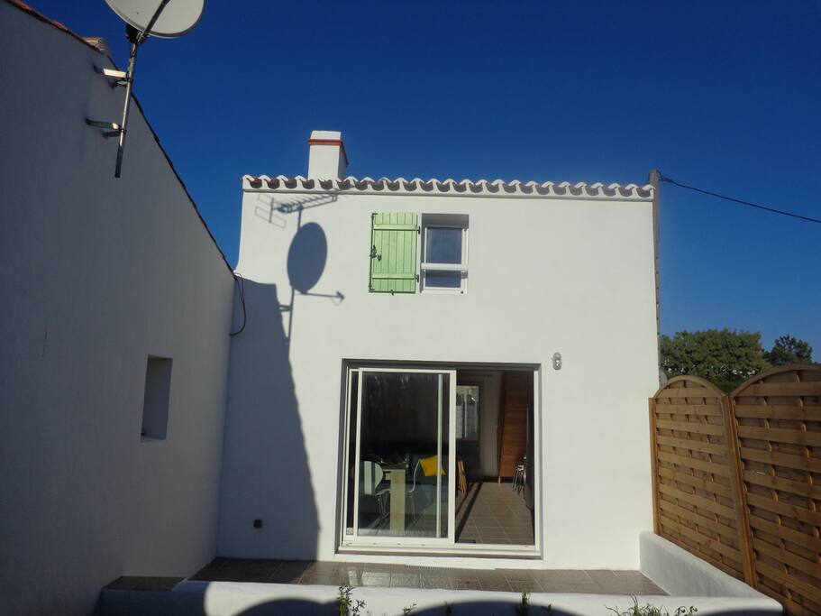 Vue côté sud, terrasse sans vis à vis
