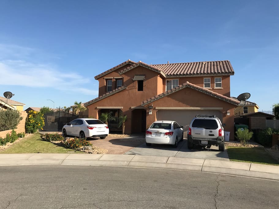 Very roomy two story house 2600sq ft great for a group of people if needed