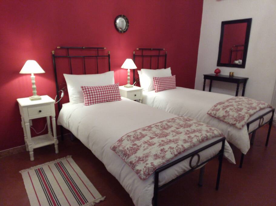 Twin bed option