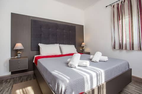 Filerimos house -Traditional 2 bedroom  with yard