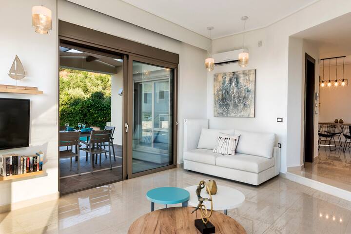 Villa Dioni, 4 BD, 3 BA, private pool gallery image 5