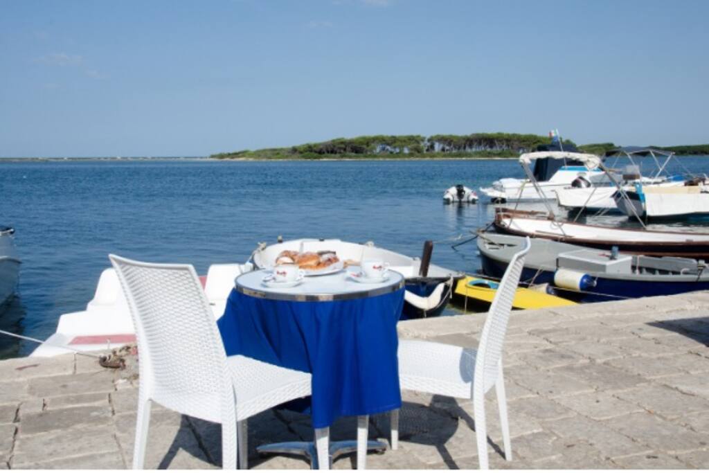 colazione fronte isola dei conigli