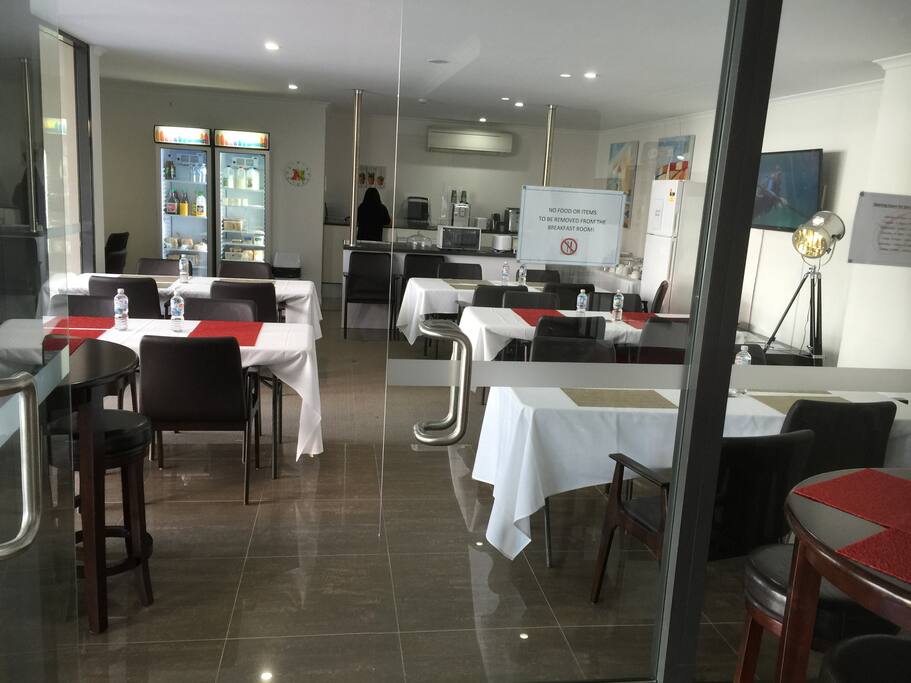 Enjoy a complimentary continental breakfast in our breakfast lounge