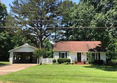 Andrelle’s Place:5BR near UT Martin & Discovery Pk