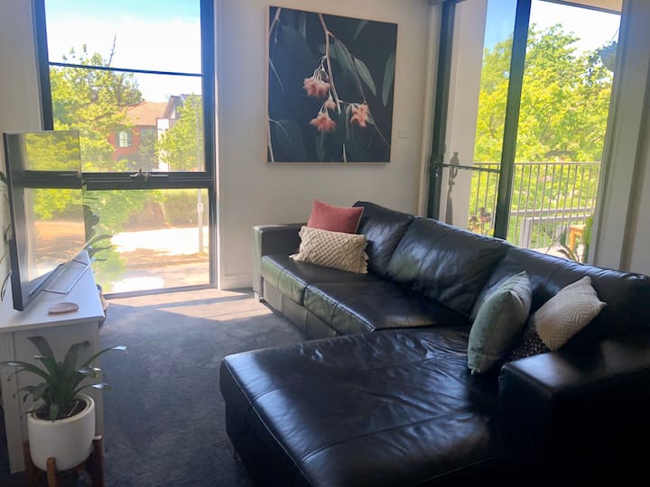 Canberra Holiday Rentals & Homes Australian Capital Territory