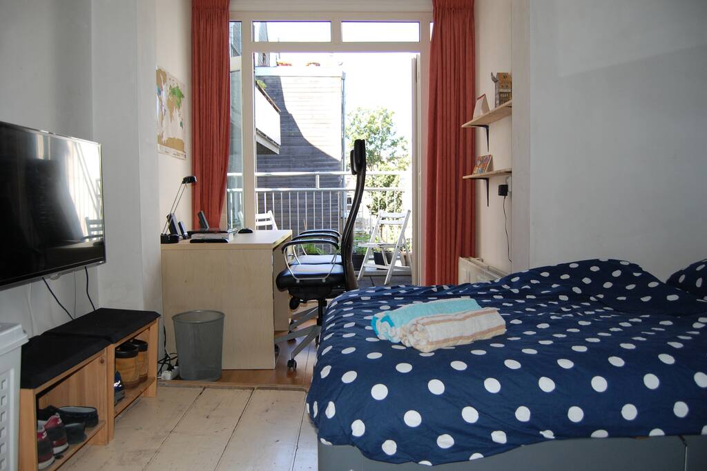 Private bedroom