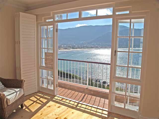 Rockridge Marina Lookout gallery image 2