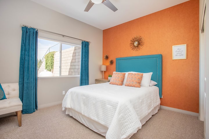 Tangerine room, bedroom #3, queen bed
