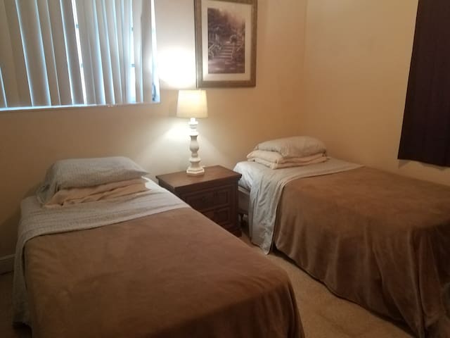 Golden Private Room