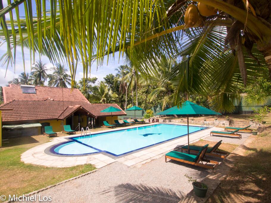 Swimming pool