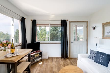 $ Cozy Luxury Condo-Million $Views $$