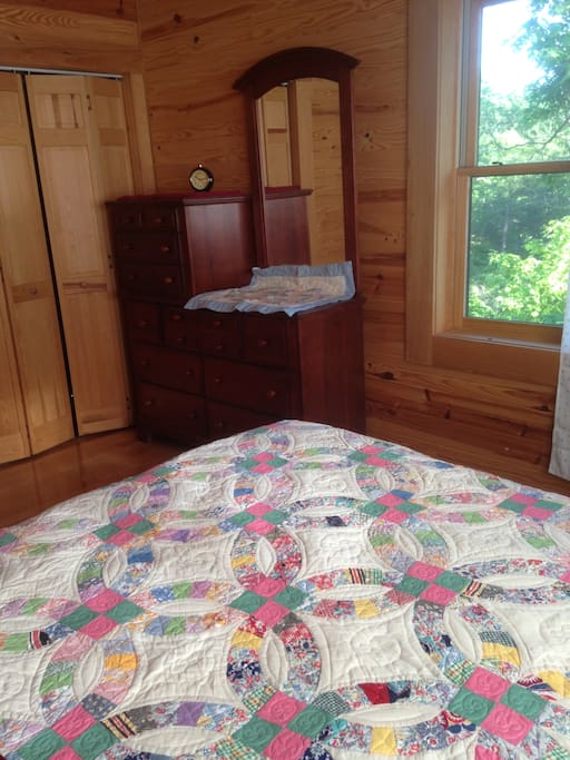 Jamison brand new mattress
overlooking back