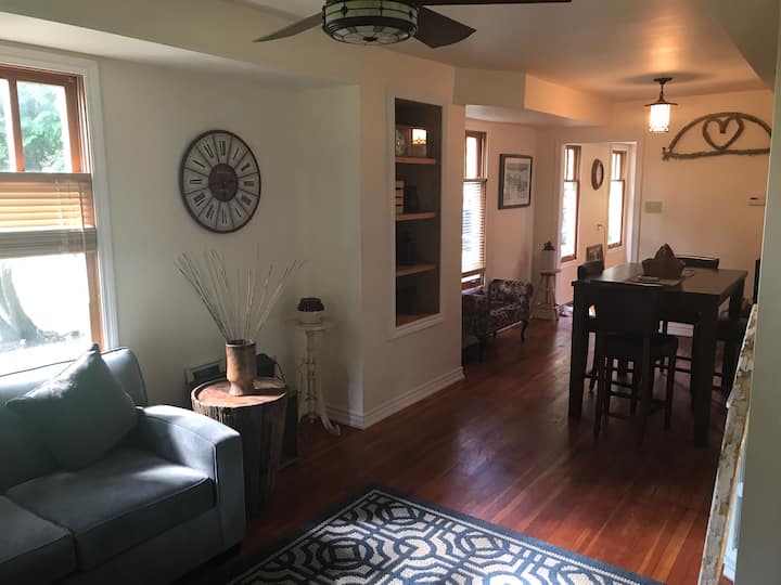 Privatepretty Farmhouse, 1 Hr To Gta,2 Min 2 Lake - Innisfil