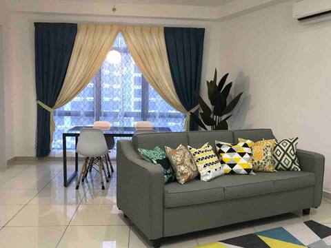 The Ducky’s Homestay,with infinity pool @Cyberjaya