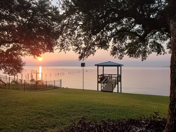 Sunrise Bay Cottage