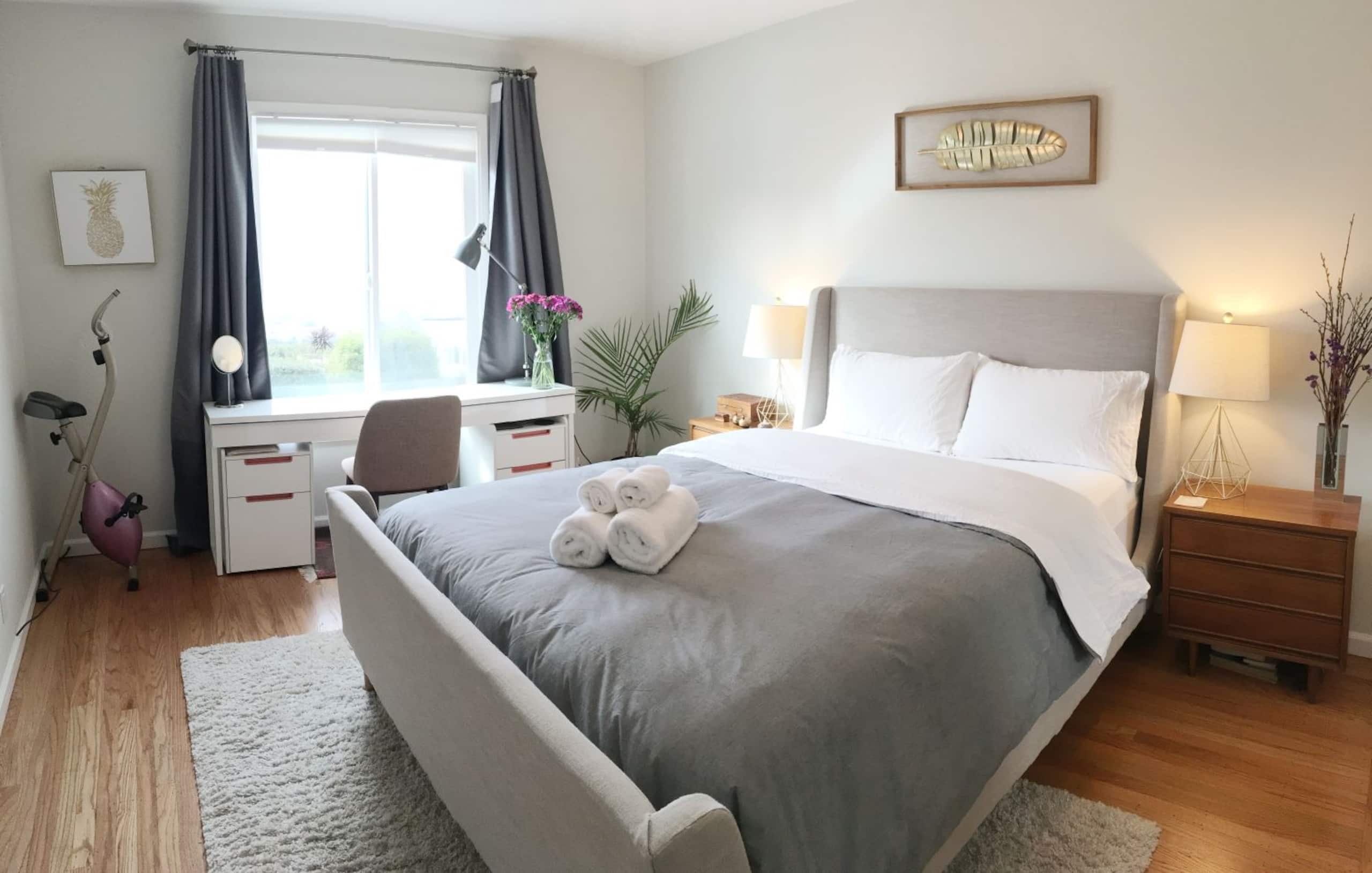 Home in San Francisco · ★4.93 · 1 bedroom · 1 bed · 1 bath - Image 8