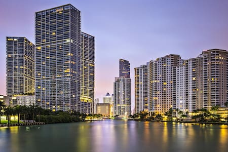 LUXURY 5★s ICON BRICKELL CONDO@47TH, SPA/GYM/POOL