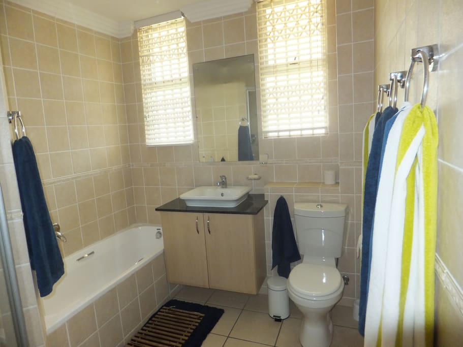 2nd Bathroom