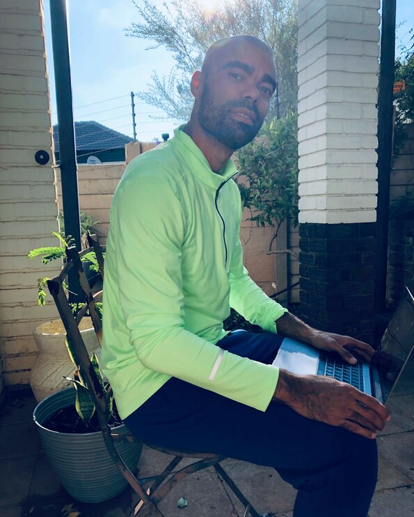 Mostrar imagem fornecida pelo anfitrião em ecrã inteiro