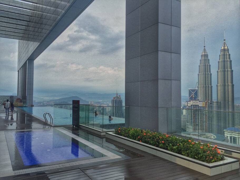 Service Apartment Kuala Lumpur / Excellent Service Suite at Times