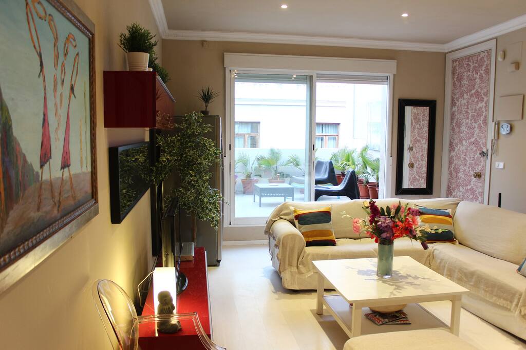 living Room and exit to the terrace