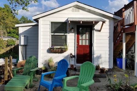 Cute ♥ Guest House in Charming, Historical Area