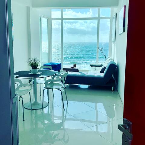 Condo with Stunning View of the Pacific Ocean