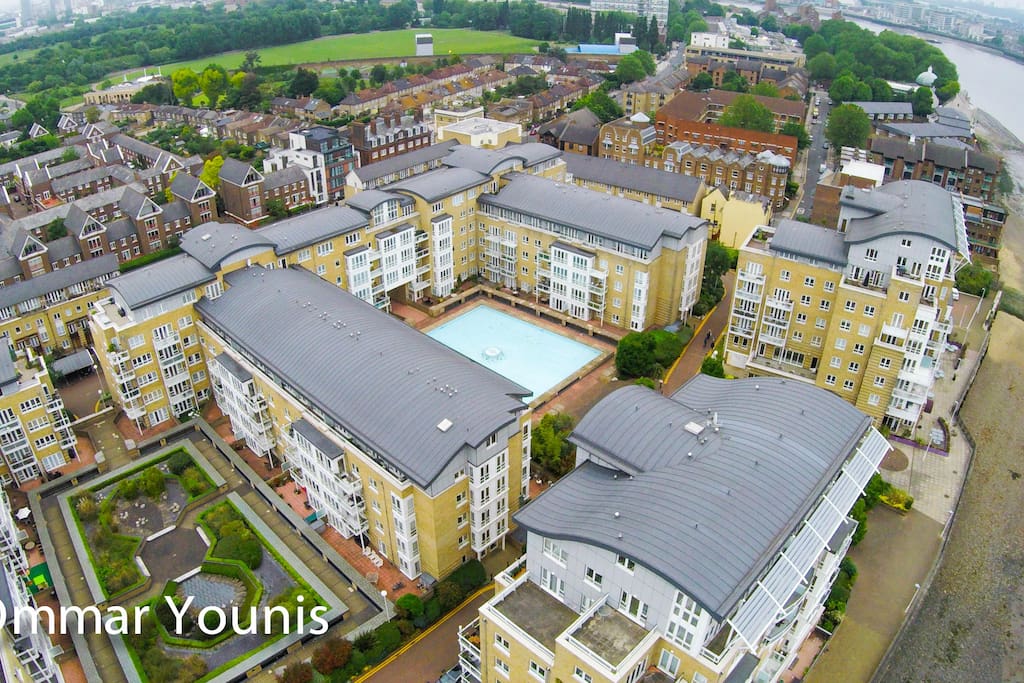 Luxury complex with bar and restaurant