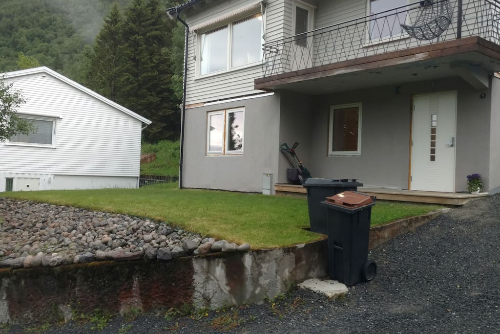 Front lawn and facade