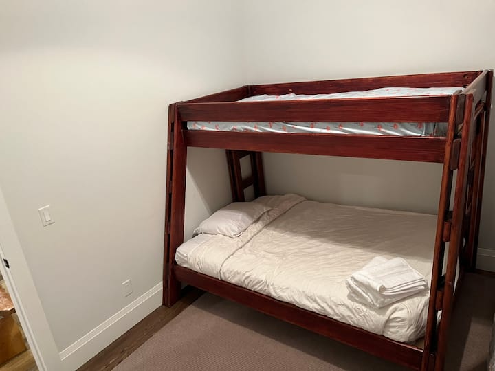 Dhoma e gjumit 5