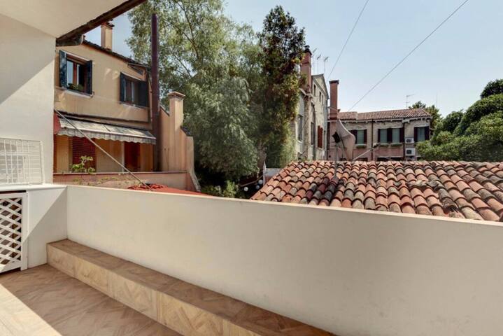 Venice traditional home with terrace