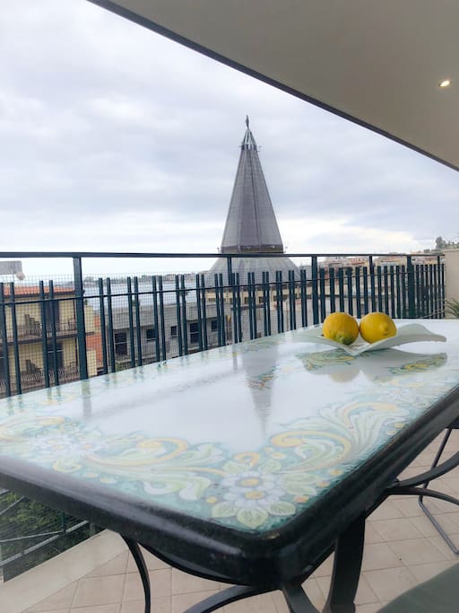 Vista dal balcone lato mare