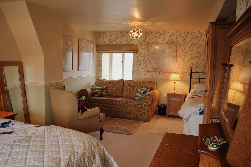Bedroom - Ingleborough room