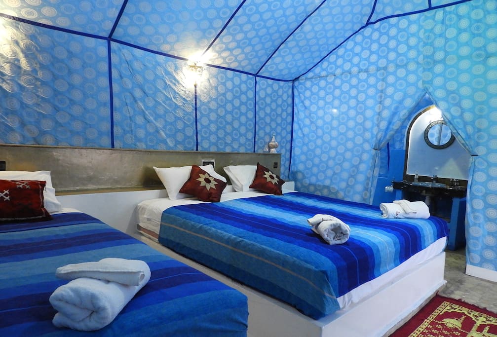 tenda tripla con bagno privato