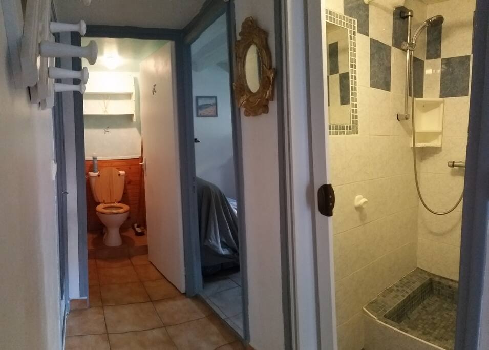 couloir douche wc
