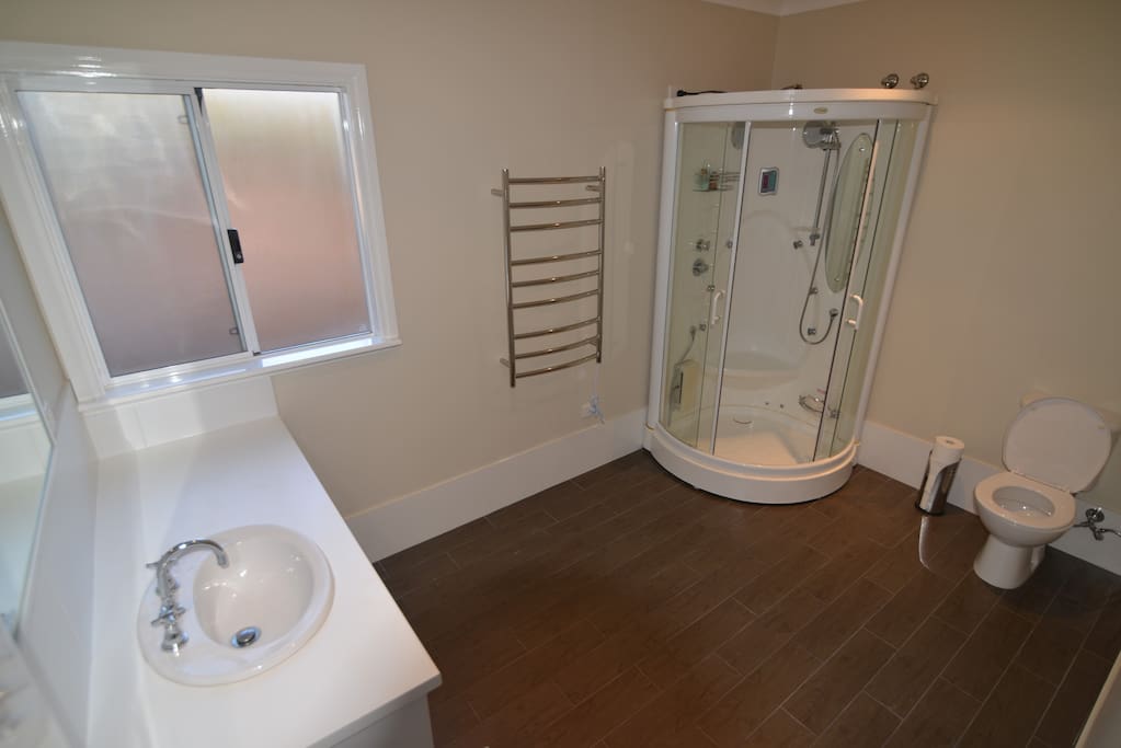 Ensuite to Marri Room is fitted with Steam shower to soothe the muscles and cleanse the skin