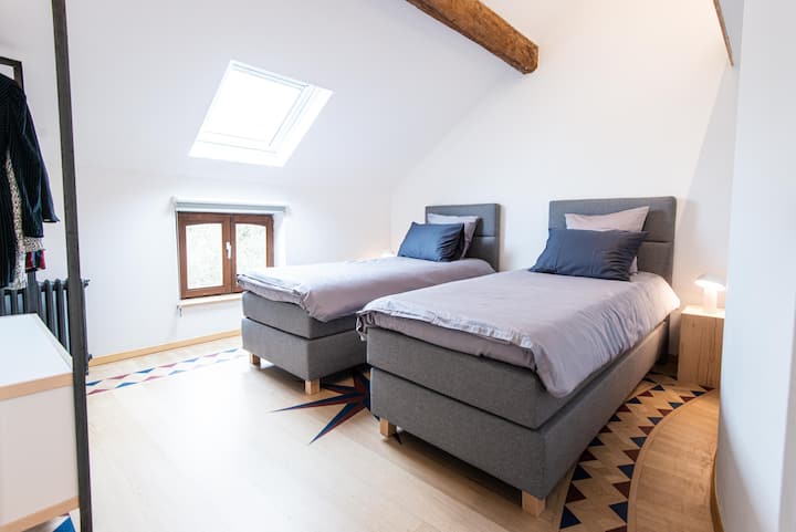 غرفة النوم 2