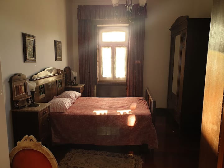 Habitación 5, con baño privado