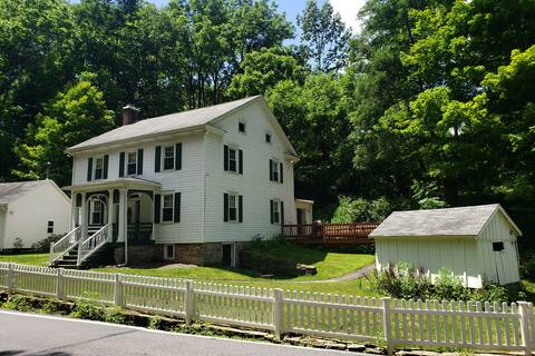 Spring Hollow Farm - Whole House