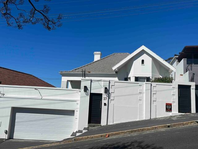 4 Bedroom family home, great location. gallery image 4