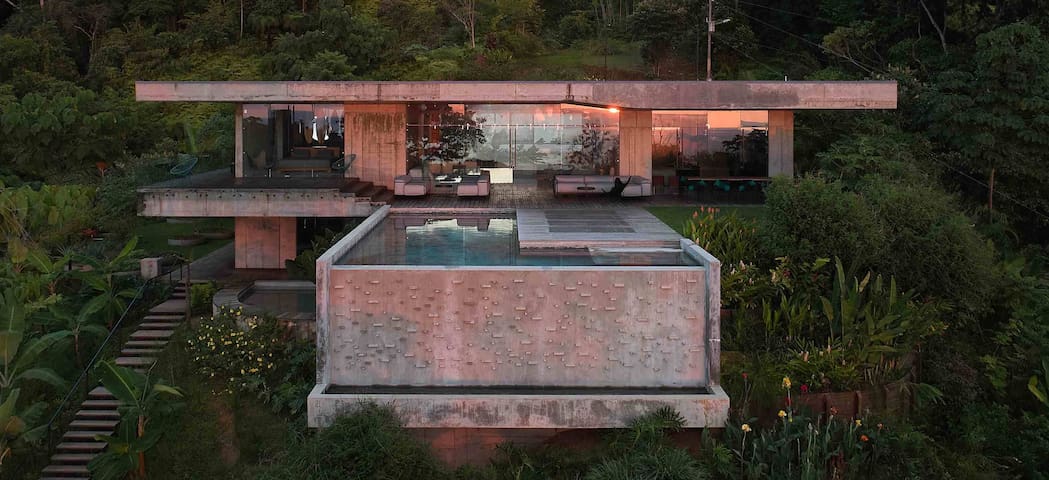 Villa Art / Art Villas