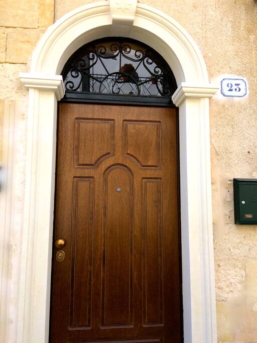 portone d'ingresso- entry door