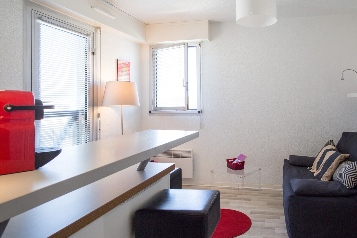 Annonce Airbnb populaire: Joli studio Hossegor direct PLAGE centrale à Soorts Hossegor