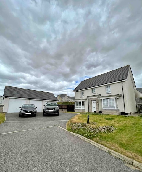 Spacious 4 bedroom home in Inverurie