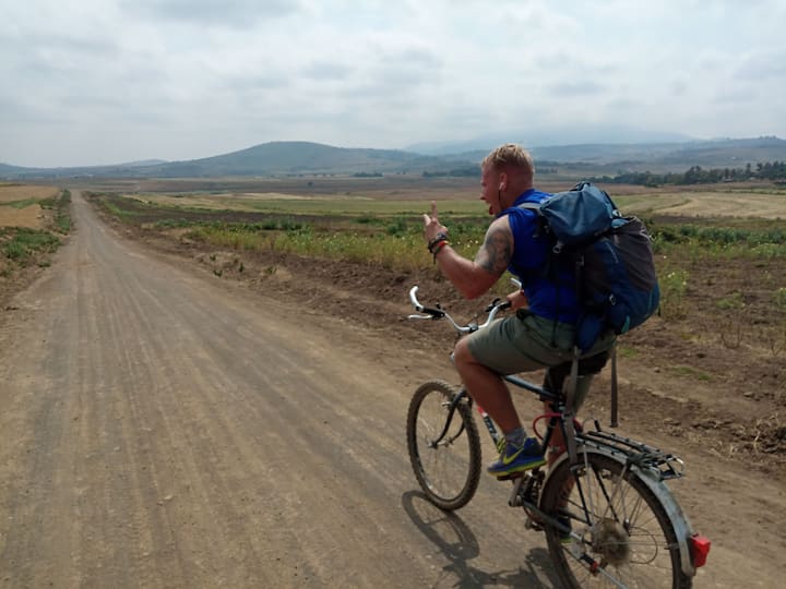 Mazzola Safari House and Backpacking